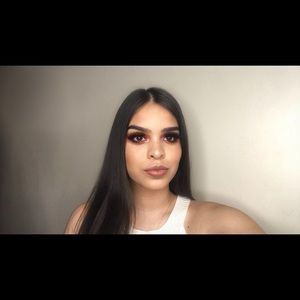 Meet your Posher, Chloe